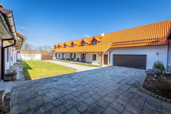 Prodej zemědělské usedlosti, Křelovice, 395 m2
