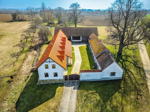 Prodej zemědělské usedlosti, Křelovice, 395 m2