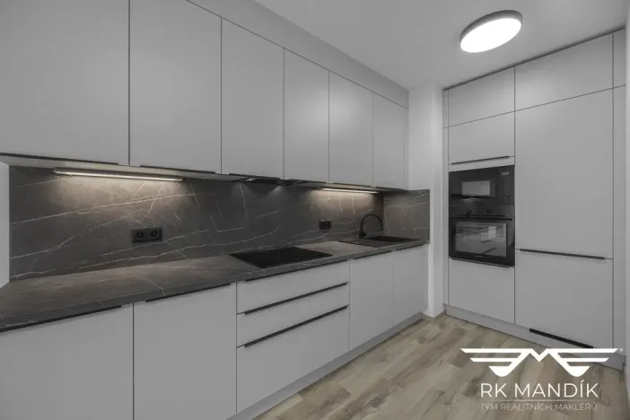 Pronájem bytu 2+kk, Praha - Vysočany, Gerstelova, 52 m2