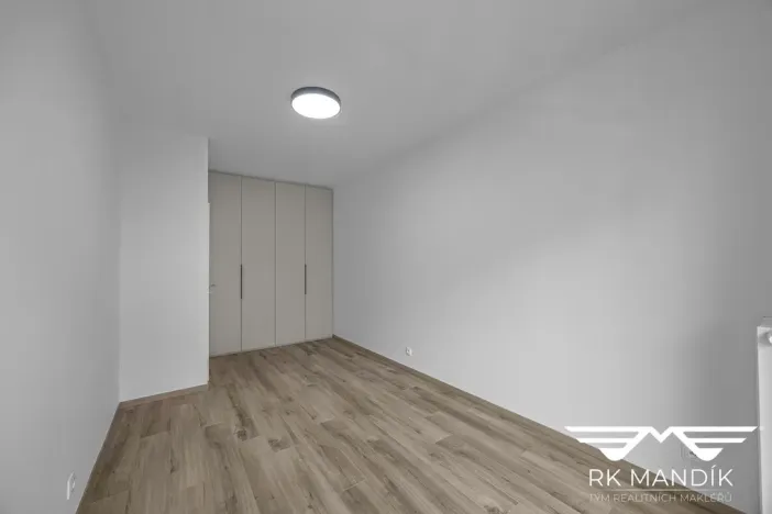 Pronájem bytu 2+kk, Praha - Vysočany, Gerstelova, 52 m2