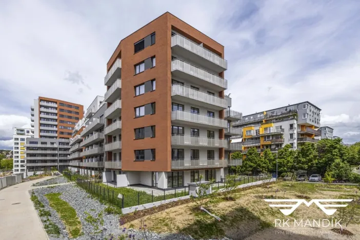 Pronájem bytu 2+kk, Praha - Vysočany, Gerstelova, 52 m2
