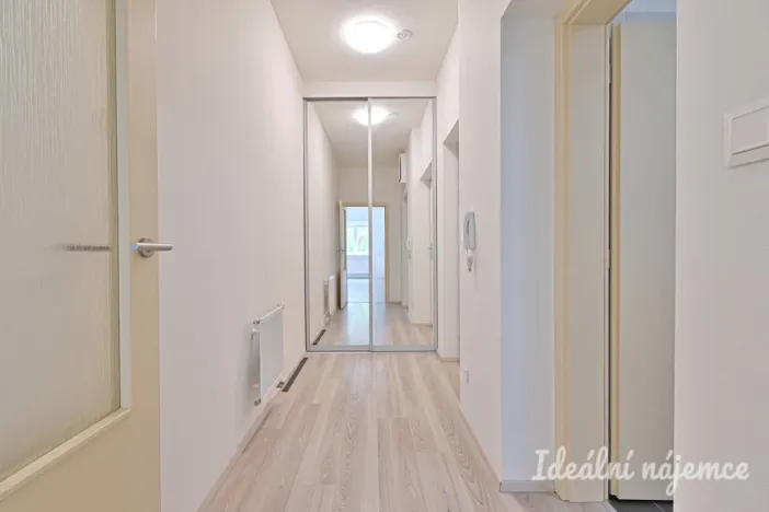 Pronájem bytu 2+kk, Brno, Kamínky, 55 m2