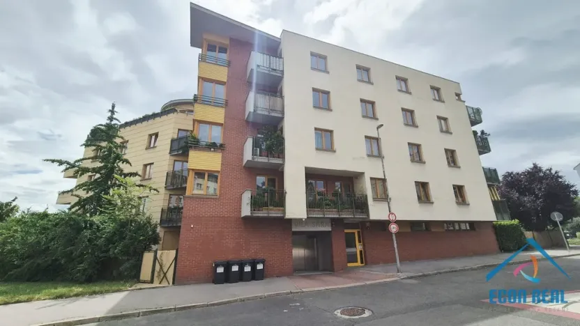 Pronájem bytu 3+kk, Praha - Libeň, Krejčího, 78 m2