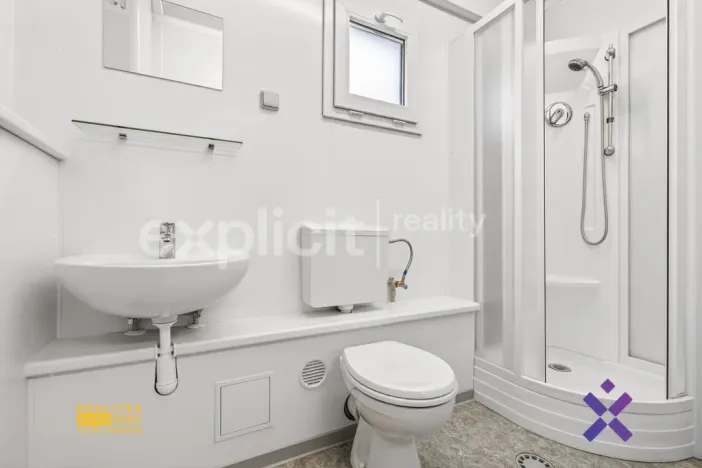 Prodej obchodního prostoru, Biskupice, 4600 m2