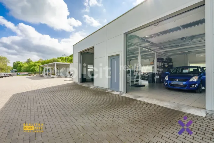 Prodej obchodního prostoru, Biskupice, 4600 m2