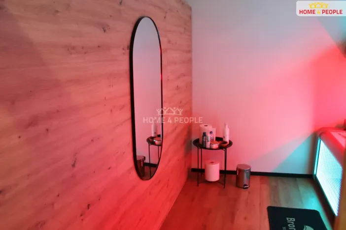 Pronájem obchodního prostoru, Benešov, Malé náměstí, 98 m2