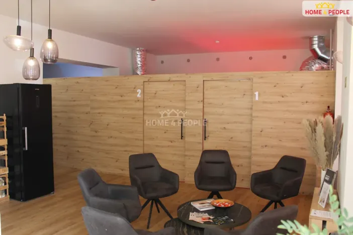 Pronájem obchodního prostoru, Benešov, Malé náměstí, 98 m2