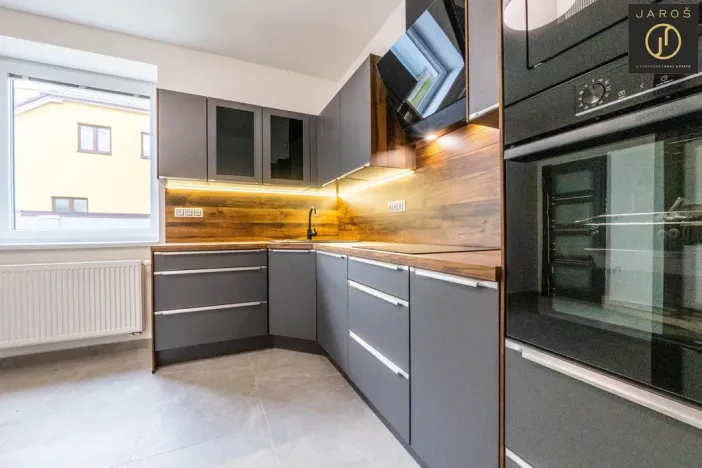 Prodej rodinného domu, Kladno, Svépomoc, 209 m2