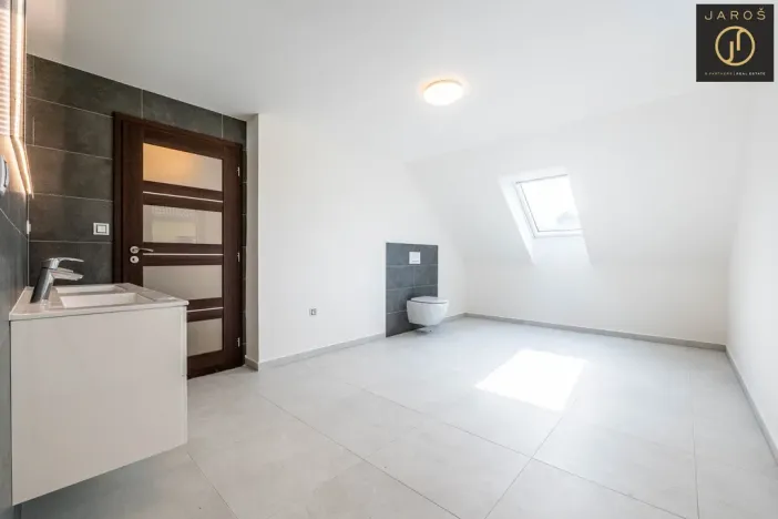 Prodej rodinného domu, Kladno, Svépomoc, 209 m2