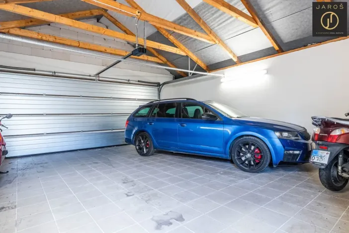 Prodej rodinného domu, Kladno, Svépomoc, 209 m2