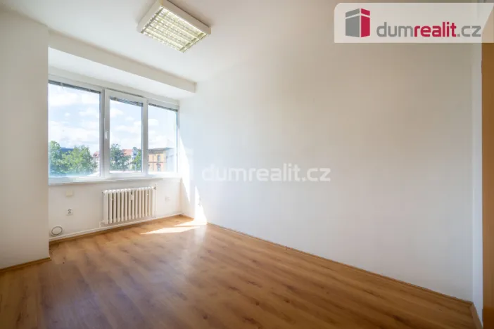 Pronájem kanceláře, České Budějovice - České Budějovice 6, Novohradská, 30 m2