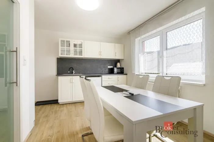 Prodej ubytování, Karolinka, Raťkov, 250 m2