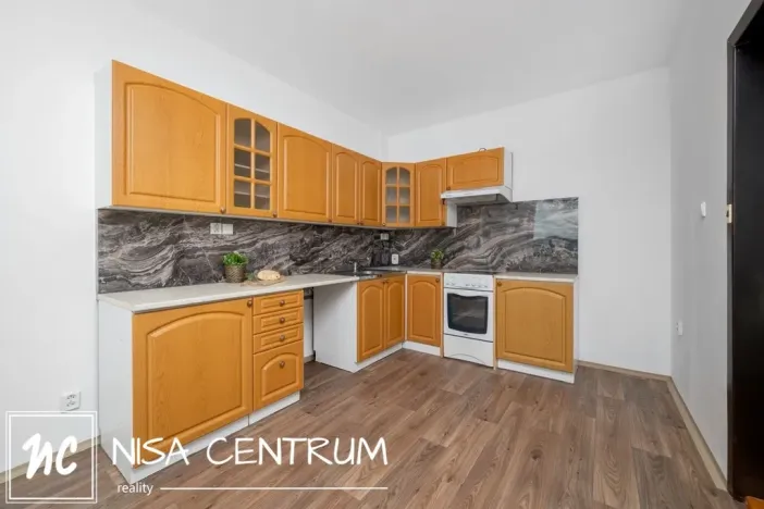Pronájem bytu 3+1, Liberec, Dobiášova, 75 m2