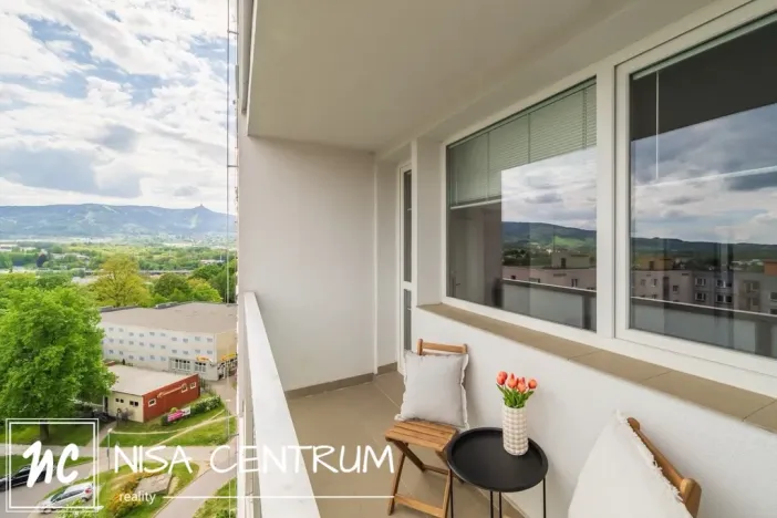 Pronájem bytu 3+1, Liberec, Dobiášova, 75 m2