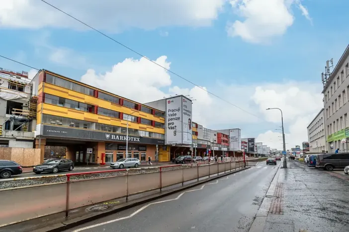 Pronájem bytu 2+kk, Praha - Vysočany, Poděbradská, 50 m2