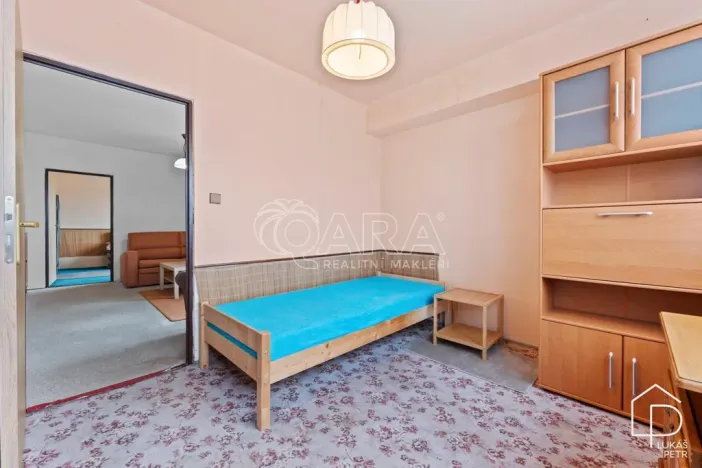 Prodej bytu 3+1, Kutná Hora - Hlouška, Masarykova, 55 m2