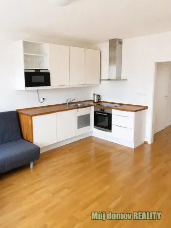 Pronájem bytu 4+kk, Praha - Modřany, Božetická, 72 m2