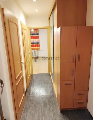 Pronájem bytu 3+kk, Praha, Bělčická, 56 m2