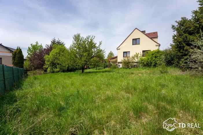 Prodej pozemku pro bydlení, Babice nad Svitavou, 2097 m2