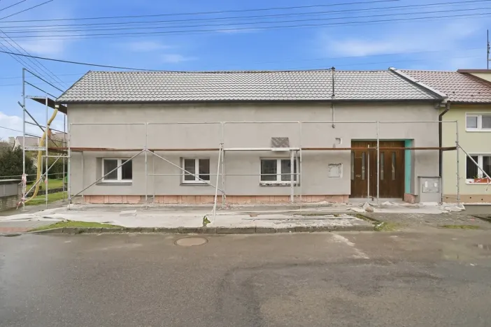 Prodej rodinného domu, Krčmaň, Náves, 200 m2