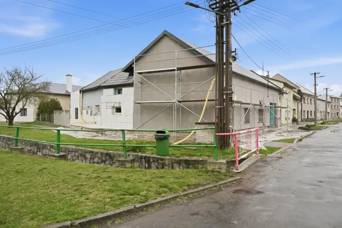Prodej rodinného domu, Krčmaň, Náves, 200 m2
