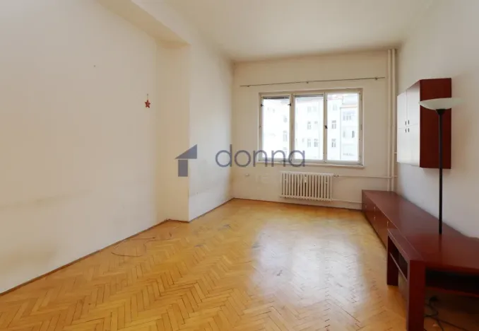 Pronájem bytu 2+1, Praha, Václavská, 68 m2