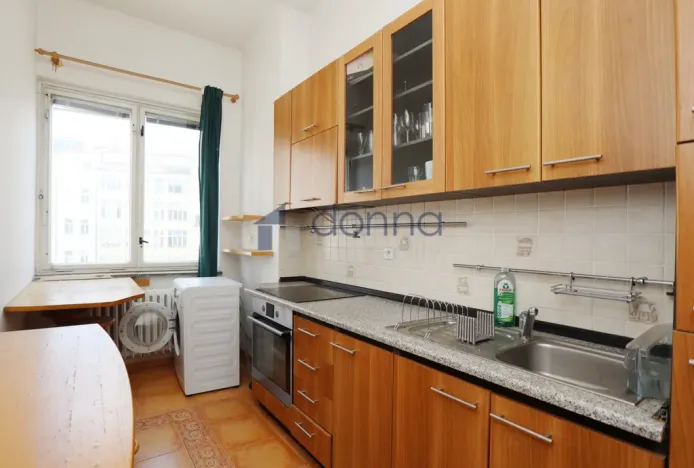 Pronájem bytu 2+1, Praha, Václavská, 68 m2