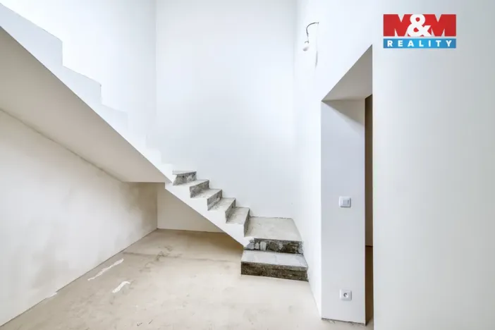 Prodej rodinného domu, Davle, Na vinicích, 270 m2