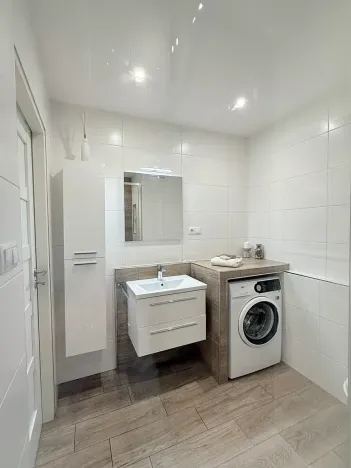 Pronájem bytu 1+1, Liberec, Letná, 39 m2