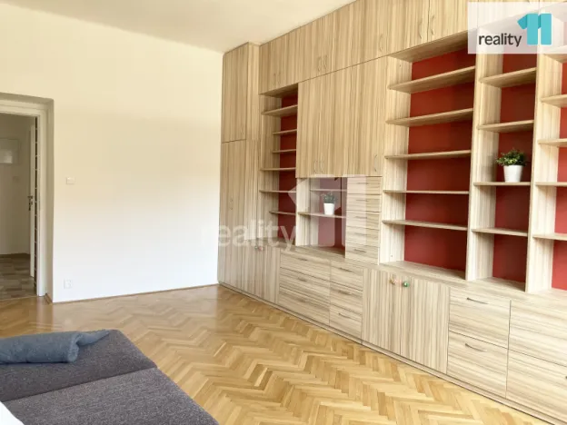 Pronájem bytu 3+1, Praha - Žižkov, Biskupcova, 93 m2