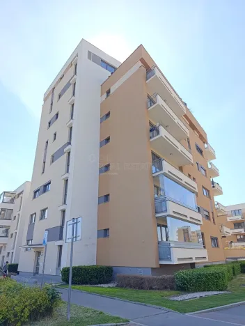 Pronájem bytu 1+kk, Praha, Freiwaldova, 37 m2