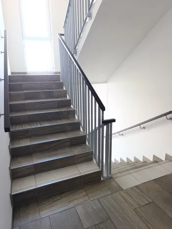 Pronájem bytu 1+kk, Praha, Freiwaldova, 37 m2