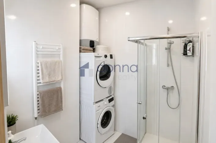 Pronájem bytu 2+kk, Praha, Sámova, 49 m2