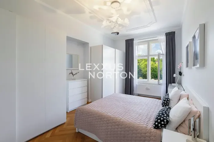 Pronájem bytu 2+kk, Praha - Žižkov, U Rajské zahrady, 59 m2