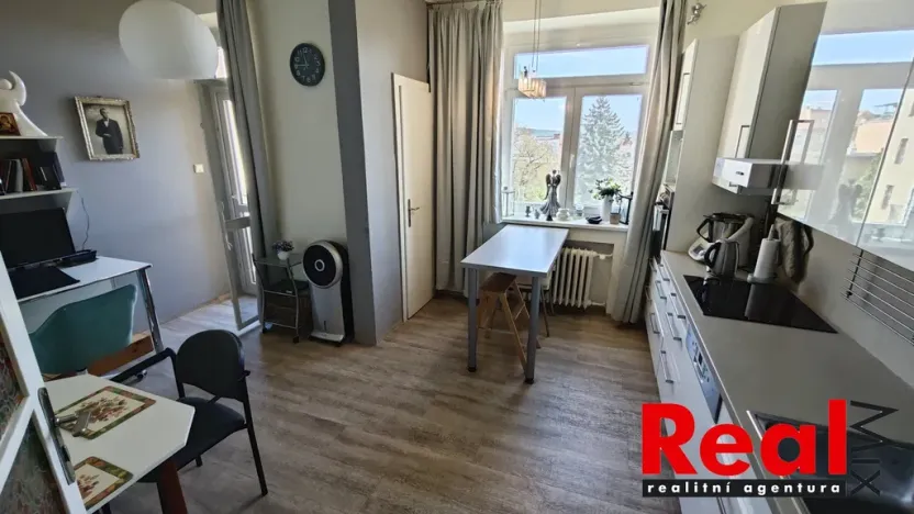 Pronájem bytu 3+1, Brno - Veveří, Čápkova, 123 m2