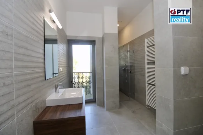 Pronájem bytu 2+kk, Plzeň, Havlíčkova, 61 m2