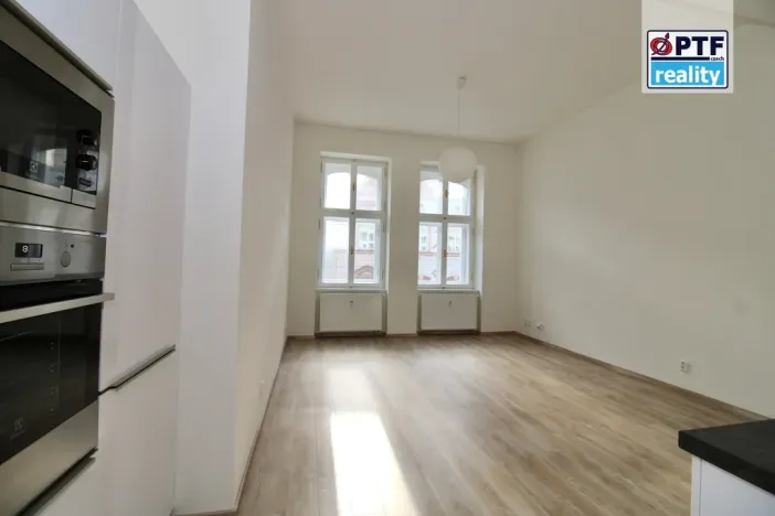 Pronájem bytu 2+kk, Plzeň, Havlíčkova, 61 m2