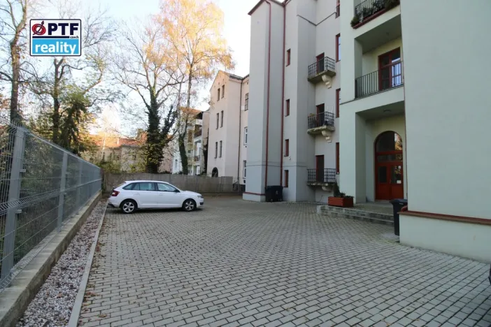 Pronájem bytu 2+kk, Plzeň, Havlíčkova, 61 m2