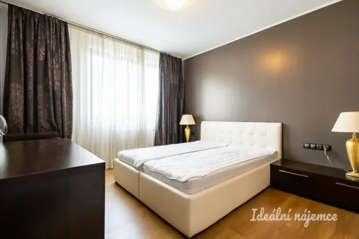 Pronájem bytu 3+kk, Praha - Vysočany, Ocelářská, 80 m2