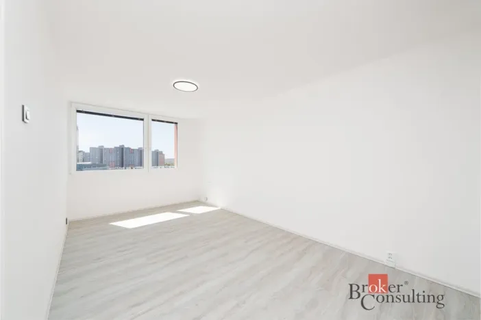 Prodej bytu 2+kk, Praha - Bohnice, Poznaňská, 43 m2