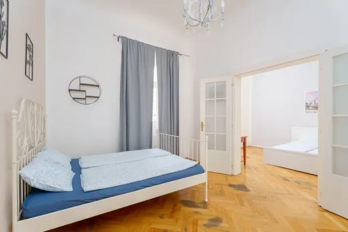 Pronájem bytu 3+1, Praha - Nové Město, Vyšehradská, 90 m2