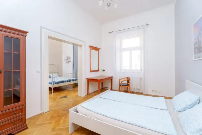 Pronájem bytu 3+1, Praha - Nové Město, Vyšehradská, 90 m2