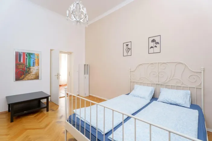 Pronájem bytu 3+1, Praha - Nové Město, Vyšehradská, 90 m2