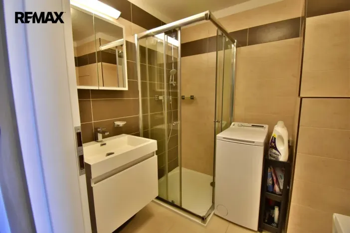 Pronájem bytu 1+kk, Hradec Králové - Třebeš, Ve Stromovce, 32 m2