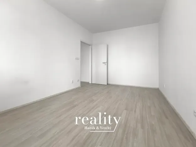 Pronájem bytu 2+kk, Znojmo, Vančurova, 48 m2