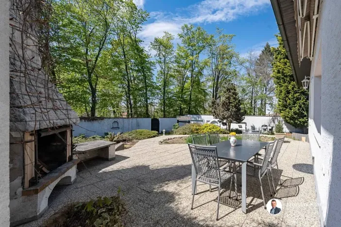 Prodej rodinného domu, Nechanice, Za Kulturním domem, 250 m2