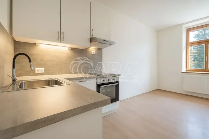 Pronájem bytu 1+kk, Praha - Strašnice, U hráze, 21 m2