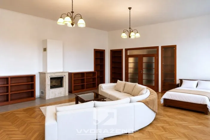 Prodej rodinného domu, Dolní Kounice, 400 m2