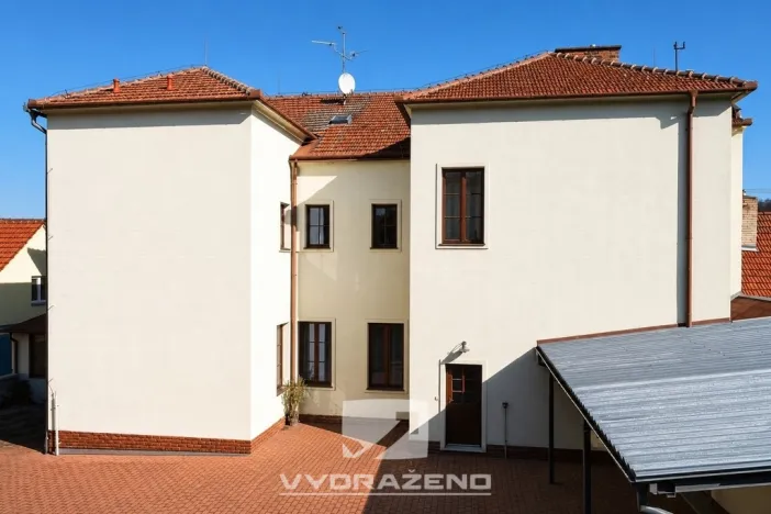Prodej vícegeneračního domu, Dolní Kounice, 400 m2
