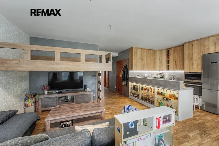 Prodej bytu 2+kk, Kamenice, Jednosměrná, 72 m2
